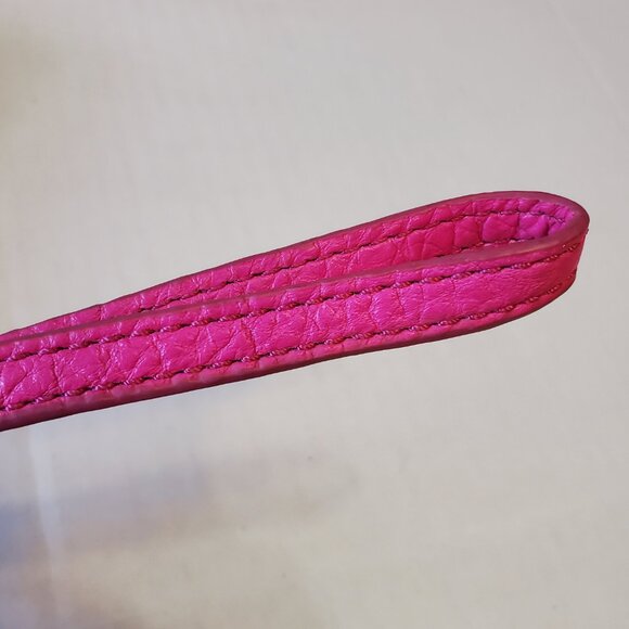 Fossil Pebbled Leather Wristlet Wallet - Picture 5 of 10